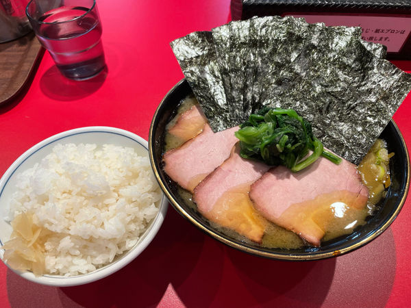 「チャーシュー麺 + のり増し + ごはん」@ラーメン 前原軒の写真