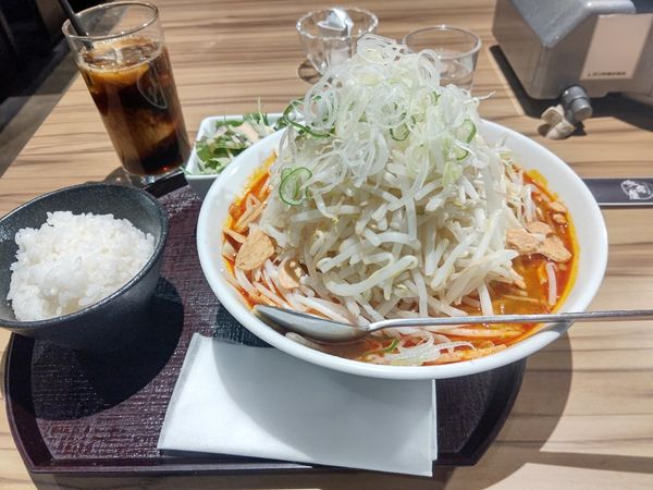 「富士盛りカルビラーメン(並盛・140g)935円」@わぎゅう専科 焼肉屋の写真