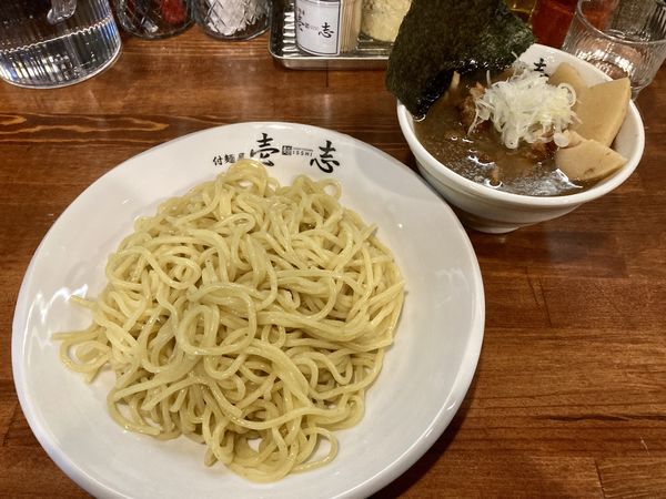 「付麺 中盛+チャーシュー」@付麺屋 壱志の写真