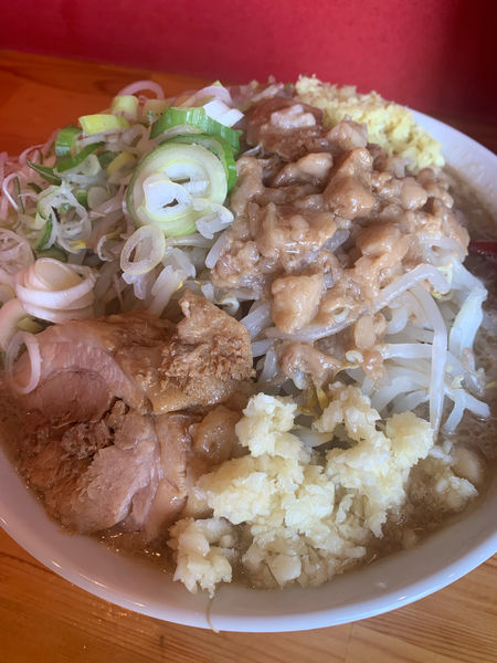 「二郎系ラーメン」@ブタハトモダチニボシハシンユウの写真