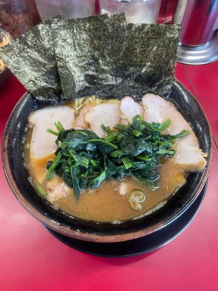 「チャーシュー麺　青菜」@家系ラーメン 王道家の写真