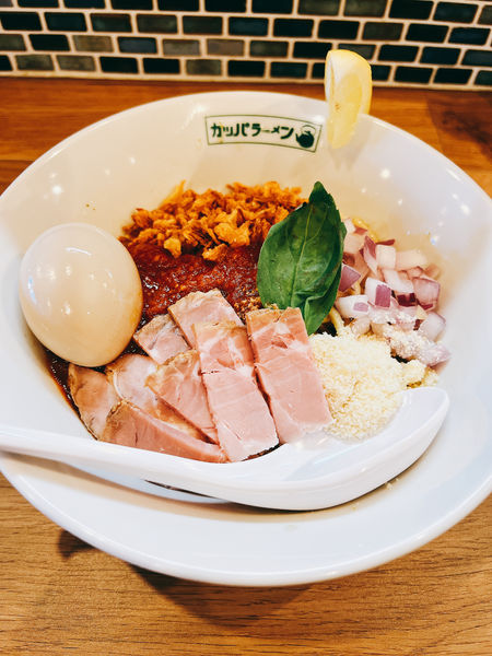 「味玉カッパまぜそば とまとバジル」@らーめん ニューカッパの写真