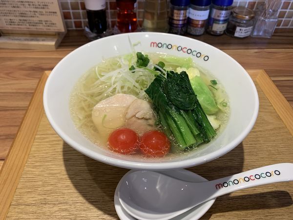 「鶏塩そば・麺ハーフ野菜大盛り（780円）」@もののこころ 新鎌ヶ谷の写真