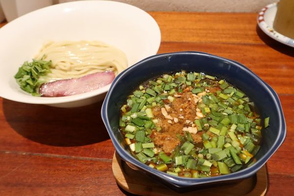 「【期間限定】冷台湾つけそば￥９８０」@ラーメン めろうの写真