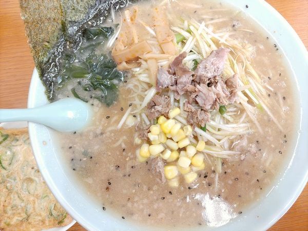 「みそネギラーメン＋やき玉」@ラーメンショップ 結城東店の写真