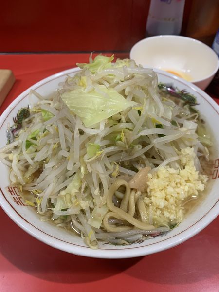 「小ラーメン 生玉子」@ラーメン二郎 千葉店の写真