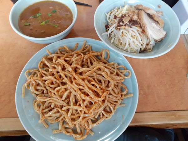 「だんだん辛くなる味噌つけ麺」@立川マシマシ ロイヤルスープの写真