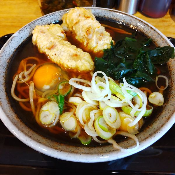 「肉巻きシャウ天そば(¥450)+生玉子(¥50)」@立喰い肉そば・肉うどん のじろうの写真