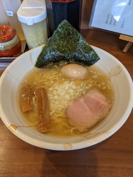 「味玉ラーメン（塩味）」@めん屋 とんぼの写真