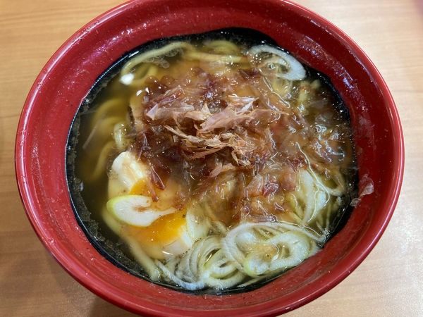 「旬の海鮮丼(麺セット) 醤油らーめん」@無添くら寿司 世田谷喜多見店の写真