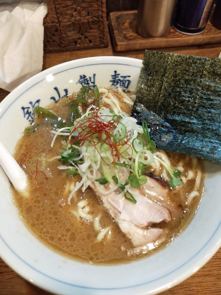 「鶏そば」@らぁめん 欽山製麺所の写真