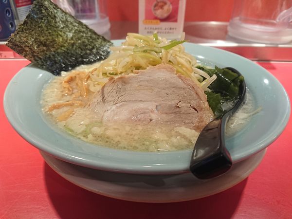 「ネギラーメン 塩 (白)」@ラーショ マルミャーの写真
