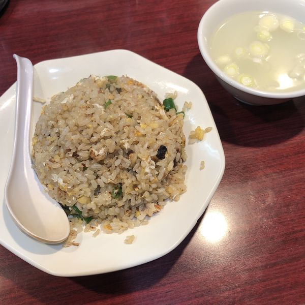 「ニンニクチャーハン」@中華 国振の写真
