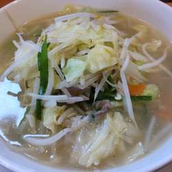 野菜たっぷりタンメン520円