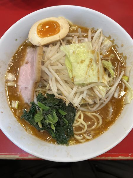 「【冬季限定】豚骨みそらーめん（中）1000円」@らーめん 谷瀬家 新橋店の写真