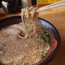 令4・1・24激太ラーメン750円+半ライス50円