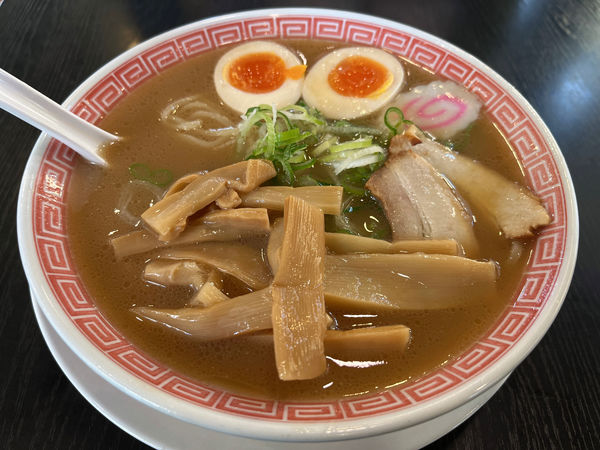 「㐂伝らーめん　メンマ　味玉子」@幸楽苑 さいたま大戸店の写真
