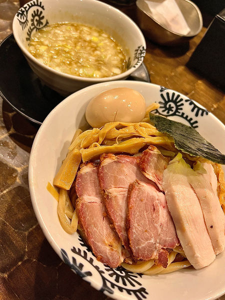 「特級龍介つけ蕎麦 (大盛り 1200円)」@特級鶏蕎麦 龍介の写真