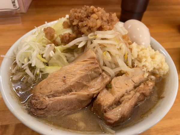 「ニボジロ+ニンニク850円」@麺屋しん蔵の写真