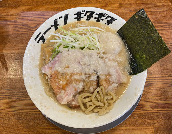 「特製ラーメン」@ラーメン ギタギタの写真