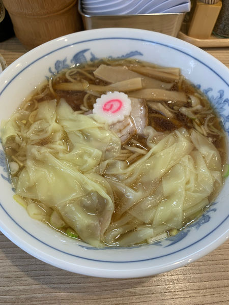 「ワンタンメン」@らーめん 高尾の写真
