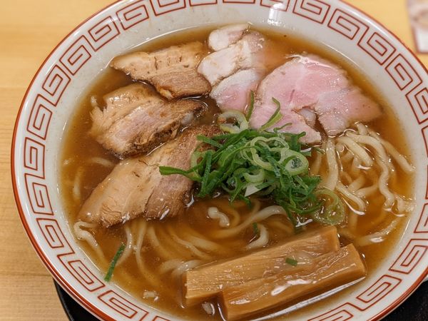 「蔵出し醤油アッサリ」@喜多方食堂 なんば千日前店の写真