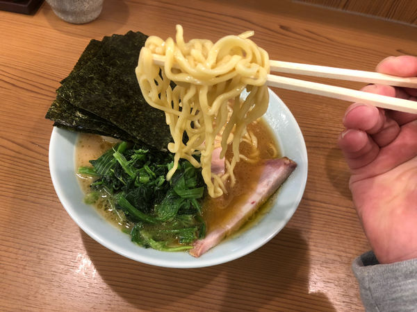 「外伝ラーメン（並）」@家系らーめん 武将家 外伝の写真