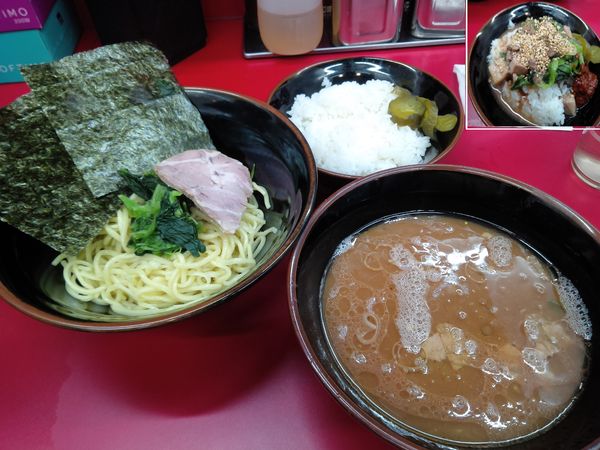 「つけ麺並　６５０円　硬め濃いめ多めライス」@横浜ラーメン 武蔵家 北千住西口店の写真