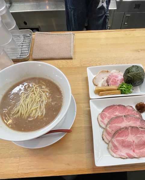 「KAKE + 南国スイート桃肉増し」@ぶたのほしの写真