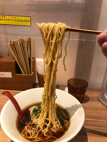 「淡麗醤油らーめん」@ソラノイロ NIPPONの写真