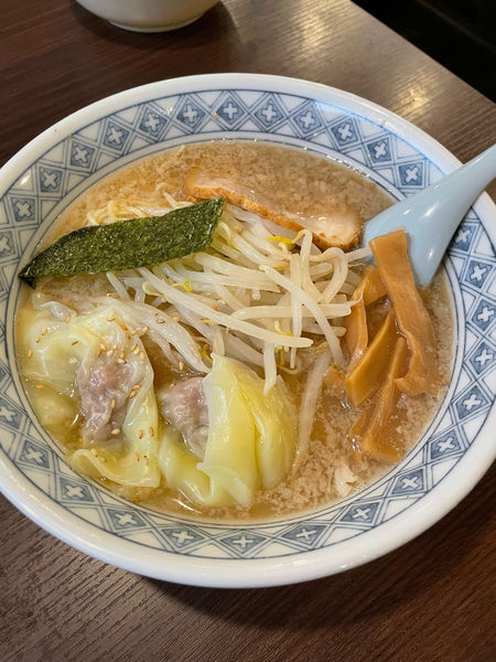 「ワンタンメン」@江川亭 調布店の写真