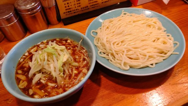 「野菜入り８００円お酢抜き」@つけそば屋 麺楽の写真
