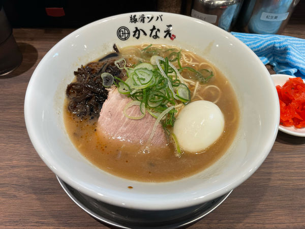 「濃厚味玉豚骨ソバ + 48時間熟成豚骨カレー(150)+ 替え玉」@豚骨ソバ かなえの写真