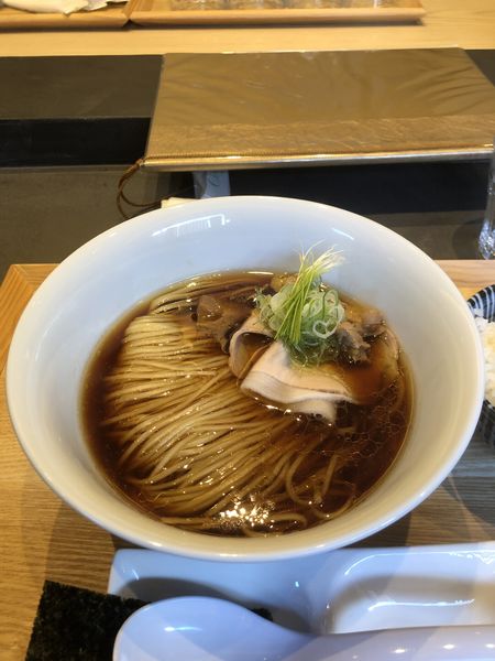 「地鶏光麺醤油」@支那そば 鋳の写真