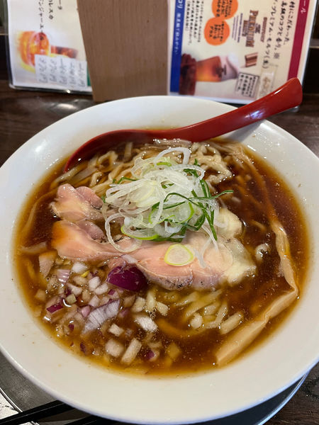 「手揉み中華そば」@立ち呑み居酒屋 金町製麺の写真