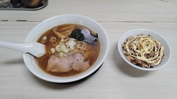 「魚介スープの中華そば」@寺カフェ 中華そば水加美の写真