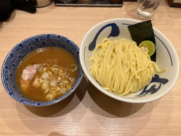 「濃厚つけ麺 950円」@つじ田 池袋西口店の写真