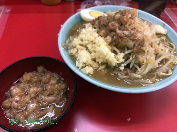 「富士丸ラーメン麺少なめ(980円)ニンニク、ブタカスアブラ、味噌」@ラーメン富士丸 東浦和店の写真