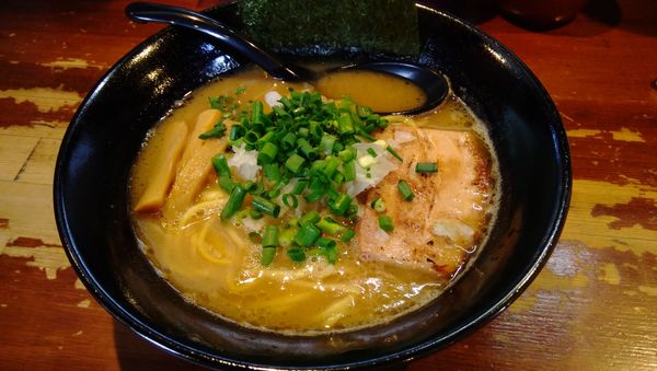 「鶏白湯ラーメン（830円）」@麺屋 よじむの写真