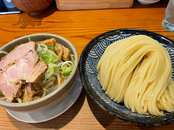 「味噌つけ麺大盛り1100円」@麺 一直の写真