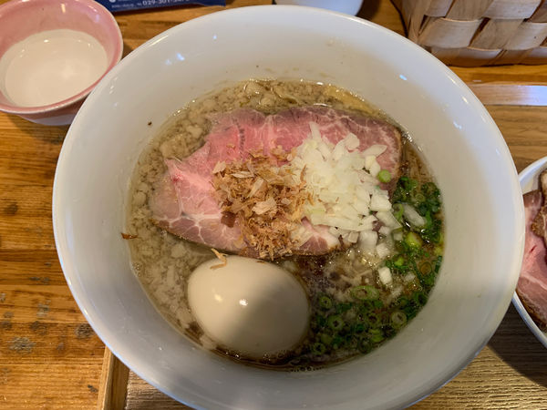 「背脂と魚介のそば」@中華蕎麦 はざまの写真