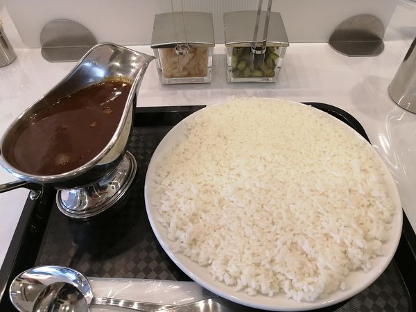 「カシミールカレー　９００円」@東京ボンベイ 神田店の写真