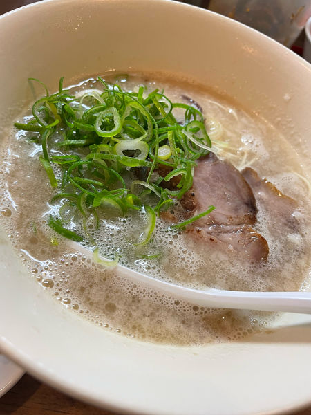 「博多豚骨らーめん」@幸心堂の写真