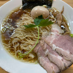 煮干し味玉中華そば(830円)