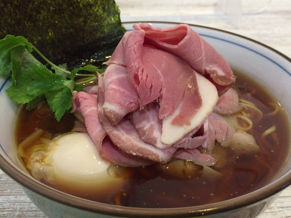 「特製四つ葉そば」@中華そば 四つ葉の写真