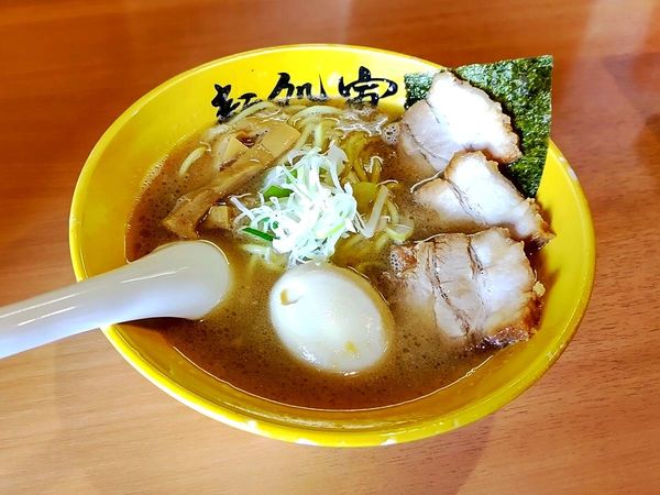 「醤油・特製らー麺」@麺処 寅路の写真