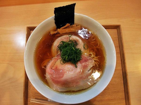 「しょうゆらぁ麺」@飯田商店 湯河原本店の写真