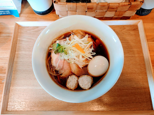 「特製中華そば(醤油)」@中華蕎麦 はざまの写真