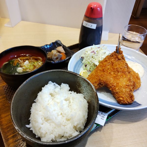 「【綱島店限定/数量限定】アジフライカニクリームコロッケ定食※」@しぶそば 綱島店の写真