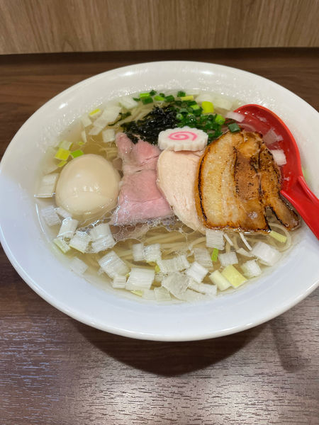 「味玉塩ラーメン」@麺や 谷口の写真